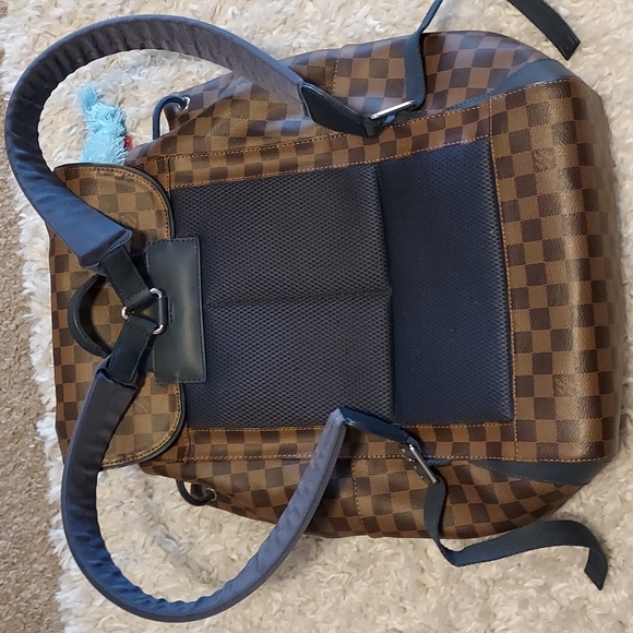 Damier Ebene Runner Backpack - Picture 5 of 6